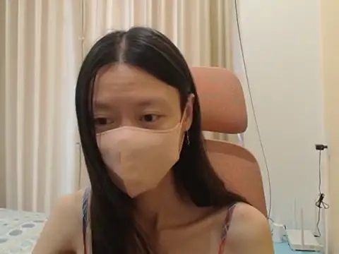 Snapshot of Lil-Cherries chatting on April 2026 02:42:02 AM Lil-Cherries online show from April 2026 02:42:02 AM