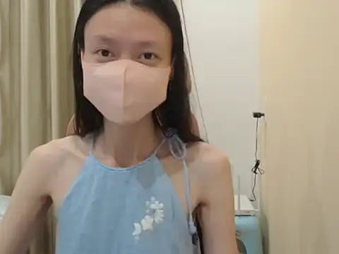 Snapshot of Lil-Cherries chatting on April 2026 02:00:02 PM Lil-Cherries online show from April 2026 02:00:02 PM