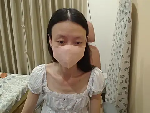 Lil-Cherries online show from June 2026 03:12:02 PM
