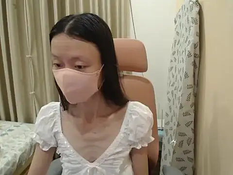 Lil-Cherries online show from July 2026 04:20:01 PM