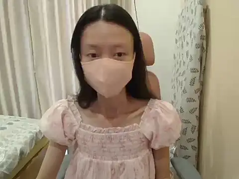 Lil-Cherries online show from July 2026 06:49:02 AM