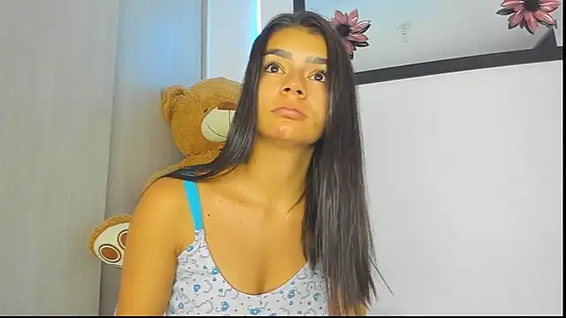 KIMMY MONTIELL online show from June 2026 11:38:02 AM