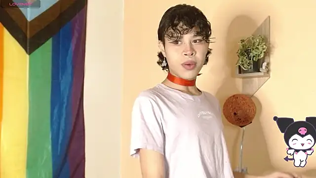 nicolai a online show from November 2025 01:33:02 PM