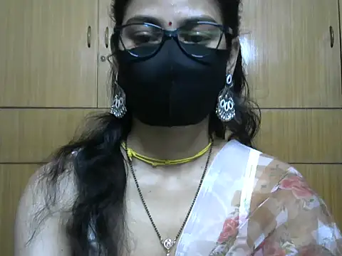 Snapshot of Fairy_Pie chatting on March 2026 10:47:02 PM Fairy Pie online show from March 2026 10:47:02 PM