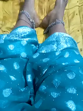 Snapshot of Rathi_telugu_couple chatting on May 2026 03:02:01 AM Rathi telugu couple online show from May 2026 03:02:01 AM