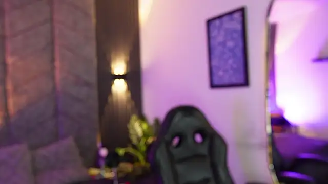 AuroraLanee  online show from February 2026 07:50:02 PM