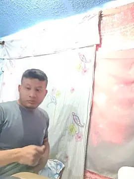 themorenofit08 online show from June 2026 07:01:02 PM