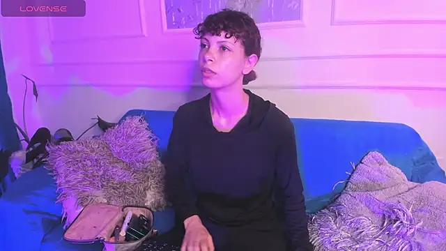 AliceMadnes online show from February 2026 01:18:01 PM