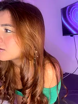 Snapshot of Missara_ chatting on November 2025 03:07:01 AM Missara online show from November 2025 03:07:01 AM