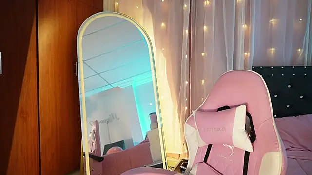 Missara  online show from March 2026 11:43:01 PM