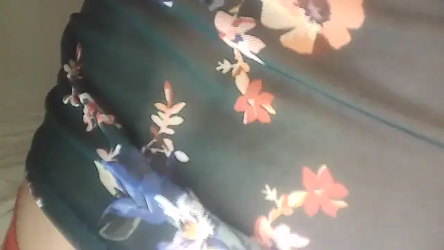 Snapshot of hotwoman25 chatting on January 2026 07:49:02 PM hotwoman25 online show from January 2026 07:49:02 PM