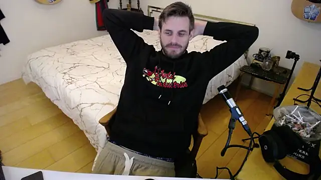 skatejocke online show from December 2025 11:30:02 AM