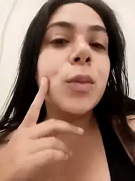 Snapshot of LorieFerrer chatting on March 2025 12:50:02 AM LorieFerrer online show from March 2025 12:50:02 AM