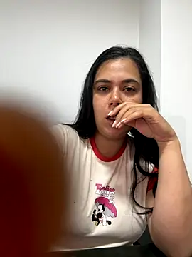 Snapshot of LorieFerrer chatting on September 2025 05:13:01 PM LorieFerrer online show from September 2025 05:13:01 PM