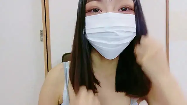 nerunerunerune  zzZ online show from November 2025 10:25:01 AM