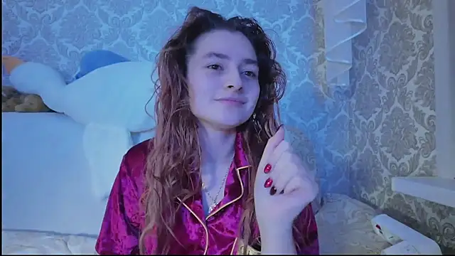 SweetLiaison online show from November 2025 07:02:02 PM