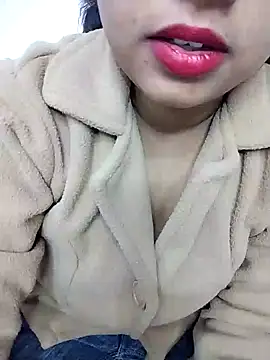 Sexy Divya   online show from February 2026 05:35:01 AM