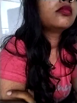 Sexy Divya   online show from March 2026 01:07:02 AM