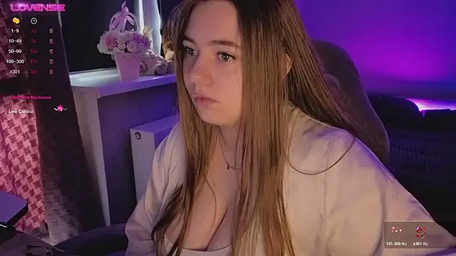 AmeliaMiles online show from June 2026 08:01:02 AM