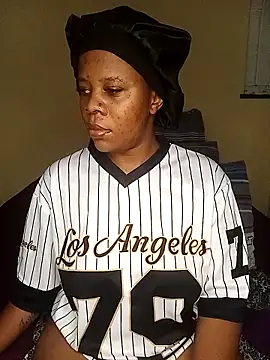 Emmylove-xr25 online show from March 2026 12:21:02 PM