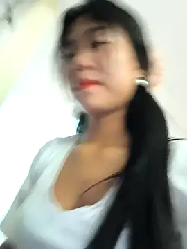 Lynly k2 online show from May 2026 01:24:01 AM