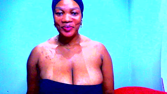 DustyLucy02 online show from May 2026 02:46:01 PM