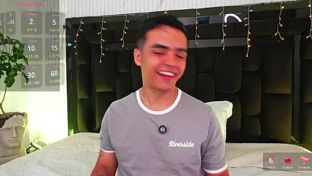 Snapshot of NicoKingg_ chatting on March 2026 12:09:01 PM NicoKingg online show from March 2026 12:09:01 PM