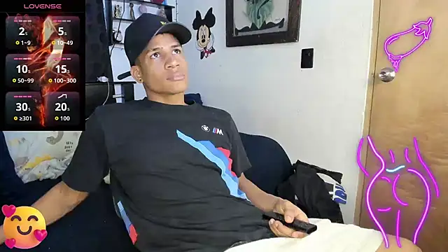 Snapshot of JUANBIGCOCK21CM chatting on January 2026 01:53:01 AM JUANBIGCOCK21CM online show from January 2026 01:53:01 AM