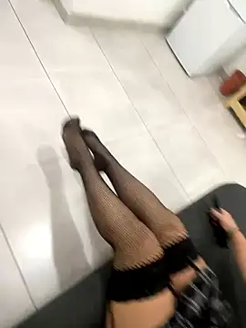 Snapshot of amazonaa9 chatting on January 2026 01:32:01 AM amazonaa9 online show from January 2026 01:32:01 AM