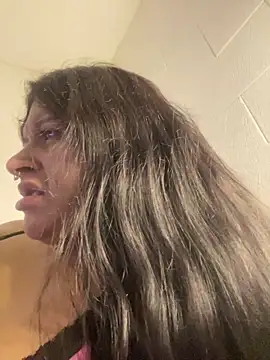 Snapshot of amazonaa9 chatting on March 2026 05:44:01 AM amazonaa9 online show from March 2026 05:44:01 AM