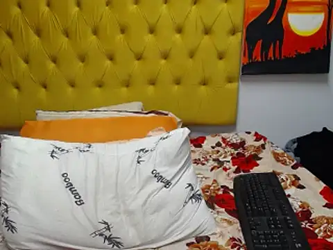 JuiceLips88 online show from June 2026 03:22:01 PM