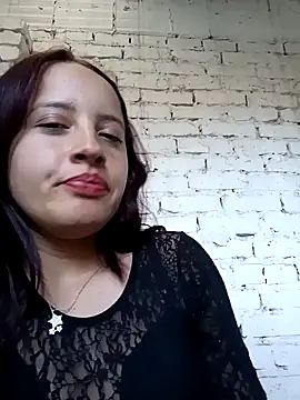 Chloe 2-4 online show from November 2025 09:46:02 PM