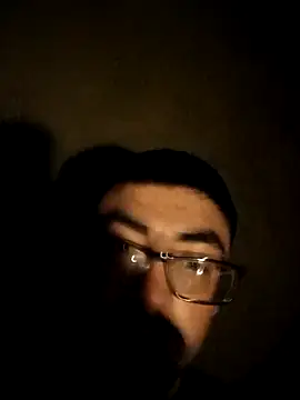 Snapshot of juliann_boy chatting on February 2026 04:43:02 AM juliann boy online show from February 2026 04:43:02 AM