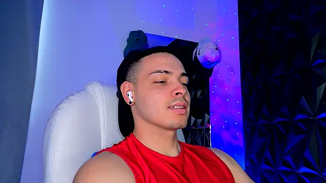 Maxwell Dupont online show from January 2026 08:47:01 PM