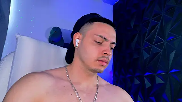 Maxwell Dupont online show from February 2026 07:40:01 PM