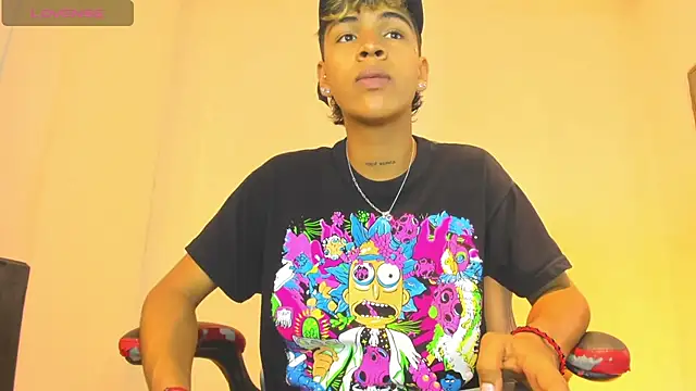 Snapshot of Timmy_Kiing_ chatting on November 2025 08:21:02 PM Timmy Kiing online show from November 2025 08:21:02 PM