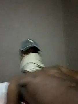 pleasureguy09 online show from November 2025 12:44:01 AM