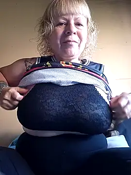 1milfemma online show from November 2025 07:35:02 PM