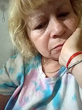 1milfemma online show from November 2025 04:01:02 AM