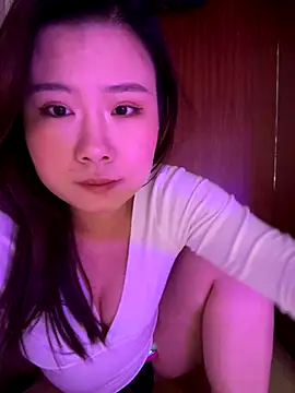 xoxo7799 online show from December 2025 06:01:02 PM