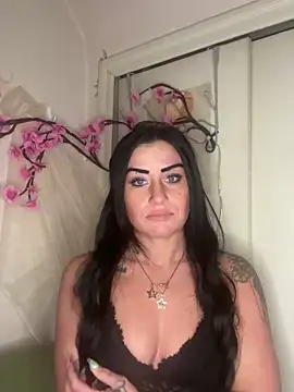 ValayaNoire online show from December 2025 12:16:02 AM