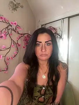 ValayaNoire online show from December 2025 06:36:02 PM