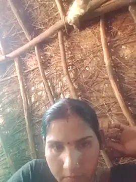 Snapshot of Seema_ji12 chatting on April 2026 07:45:01 AM Seema ji12 online show from April 2026 07:45:01 AM