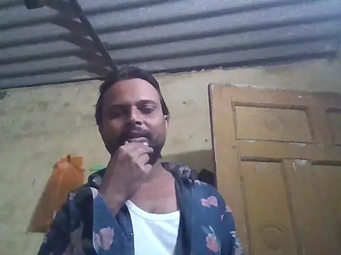 Snapshot of IMRAN_CUTEBOY chatting on November 2025 03:45:01 PM IMRAN CUTEBOY online show from November 2025 03:45:01 PM