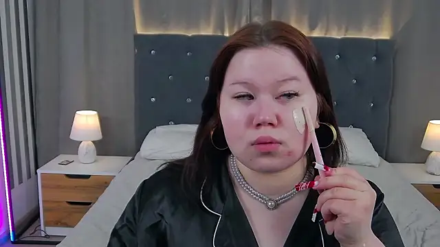 Snapshot of EvaNova_ chatting on February 2026 04:51:02 AM EvaNova online show from February 2026 04:51:02 AM