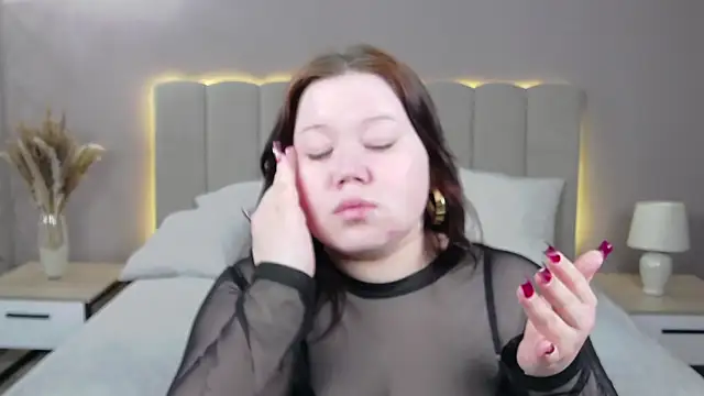 Snapshot of EvaNova_ chatting on March 2026 05:31:02 AM EvaNova online show from March 2026 05:31:02 AM