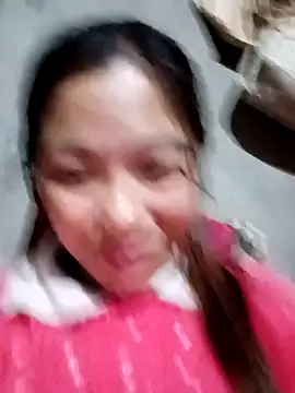 Lyla john online show from February 2026 01:03:02 PM