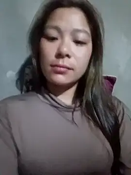 Lyla john online show from March 2026 10:17:02 PM