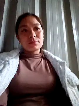 Lyla john online show from March 2026 05:22:02 AM