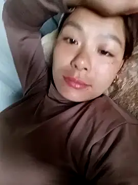 Lyla john online show from March 2026 05:12:01 AM